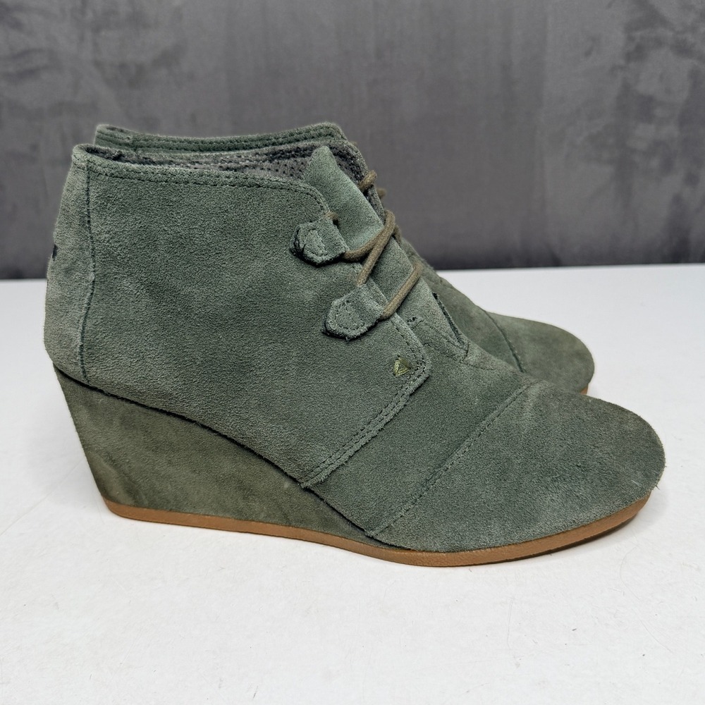 TOMS Wedge Ankle Boots Women 8 Olive Green Suede Lace Up Desert Chukka 10014135